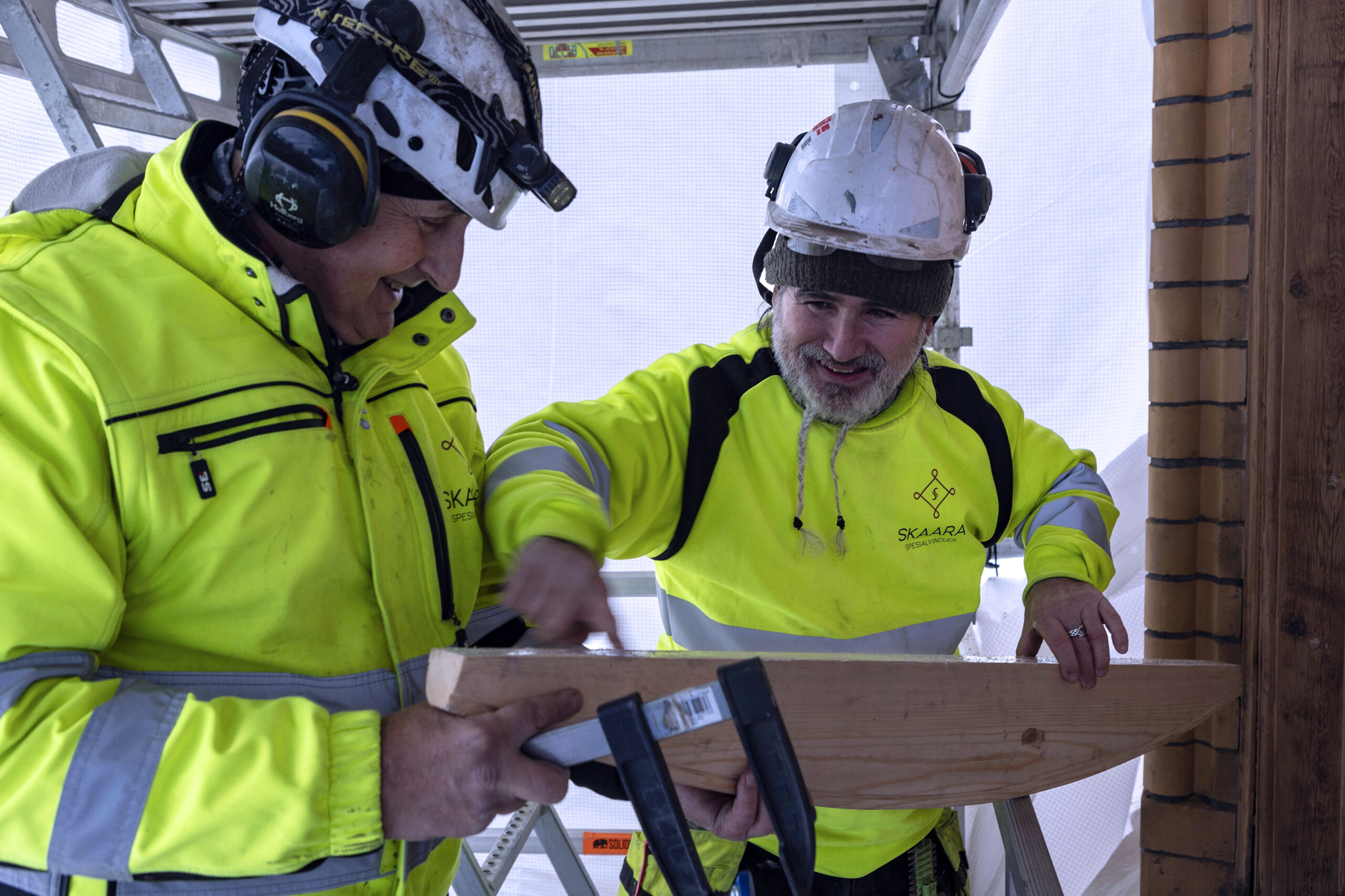 2024_ByggogBevar-prisen_Skaara Spesialvinduer AS_Ansatt_2_FotoMarlenLHagen Skaara Spesialvinduer ble valgt av Niels Torp arkitekter på grunn av at de kunne tilby en overlegen løsning på soldemping og samtidig være tro mot originalen.